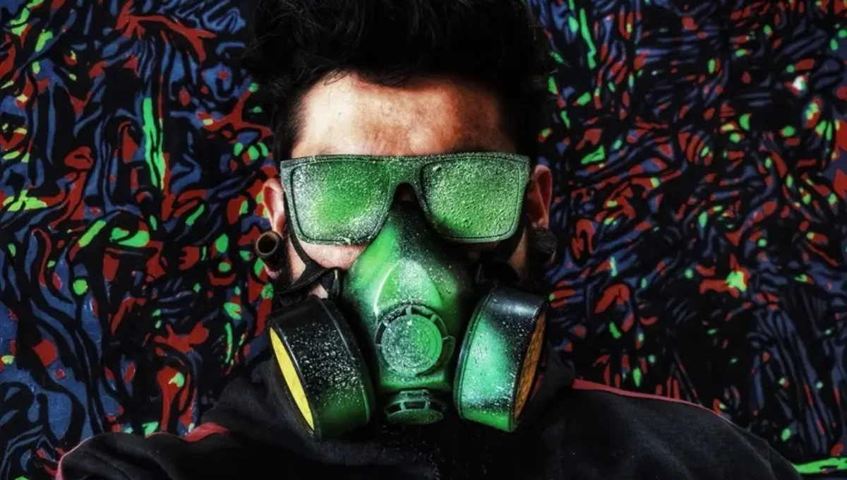 Artista paraense transforma fachada do Museu das Amazônias com painel artístico