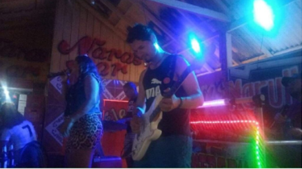 Barcarena recebe o show dançante e eclético da Banda Swing Roll